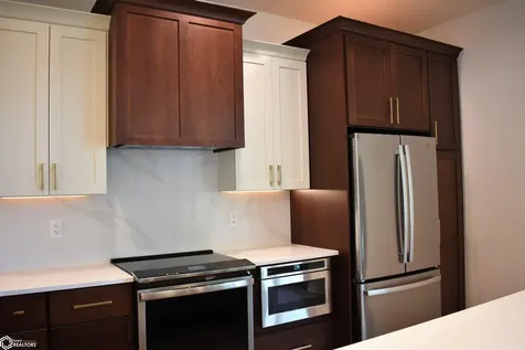 710 Park Avenue Iowa Falls IA 50126