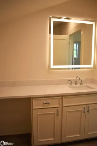 710 Park Avenue Iowa Falls IA 50126