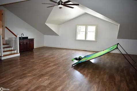 710 Park Avenue Iowa Falls IA 50126