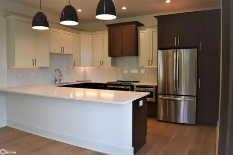 710 Park Avenue Iowa Falls IA 50126