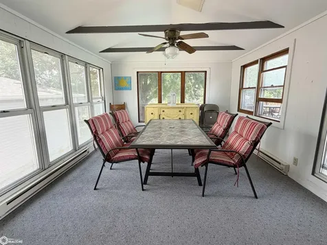 1115 N 9th Avenue E Newton IA 50208