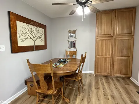 1115 N 9th Avenue E Newton IA 50208