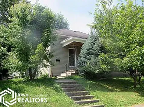 404 W Stone Fairfield IA 52556