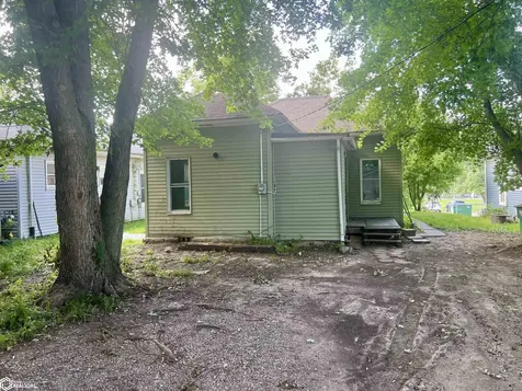 404 W Stone Fairfield IA 52556