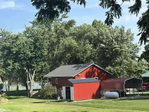 21148 Loon Trail Keosauqua IA 52565