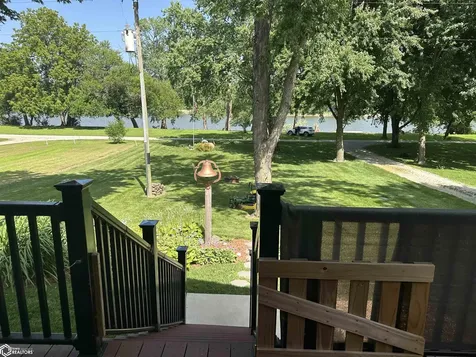 21148 Loon Trail Keosauqua IA 52565