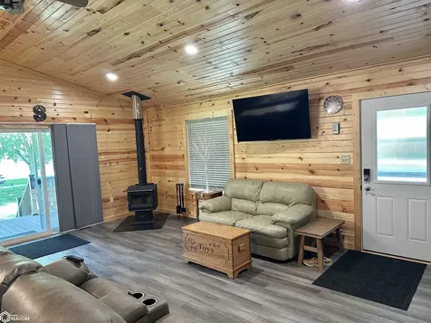 21148 Loon Trail Keosauqua IA 52565