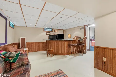 2057 Sunnyside Avenue Burlington IA 52601