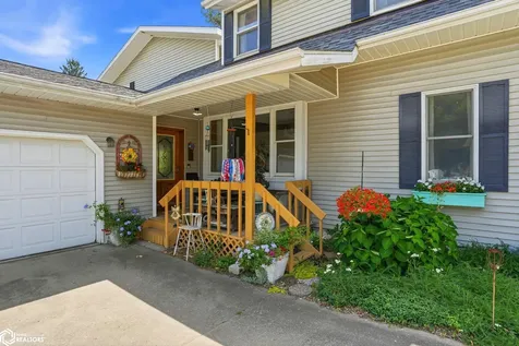 2057 Sunnyside Avenue Burlington IA 52601
