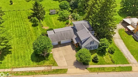 2057 Sunnyside Avenue Burlington IA 52601