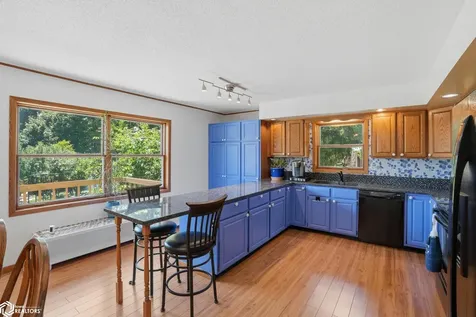2057 Sunnyside Avenue Burlington IA 52601