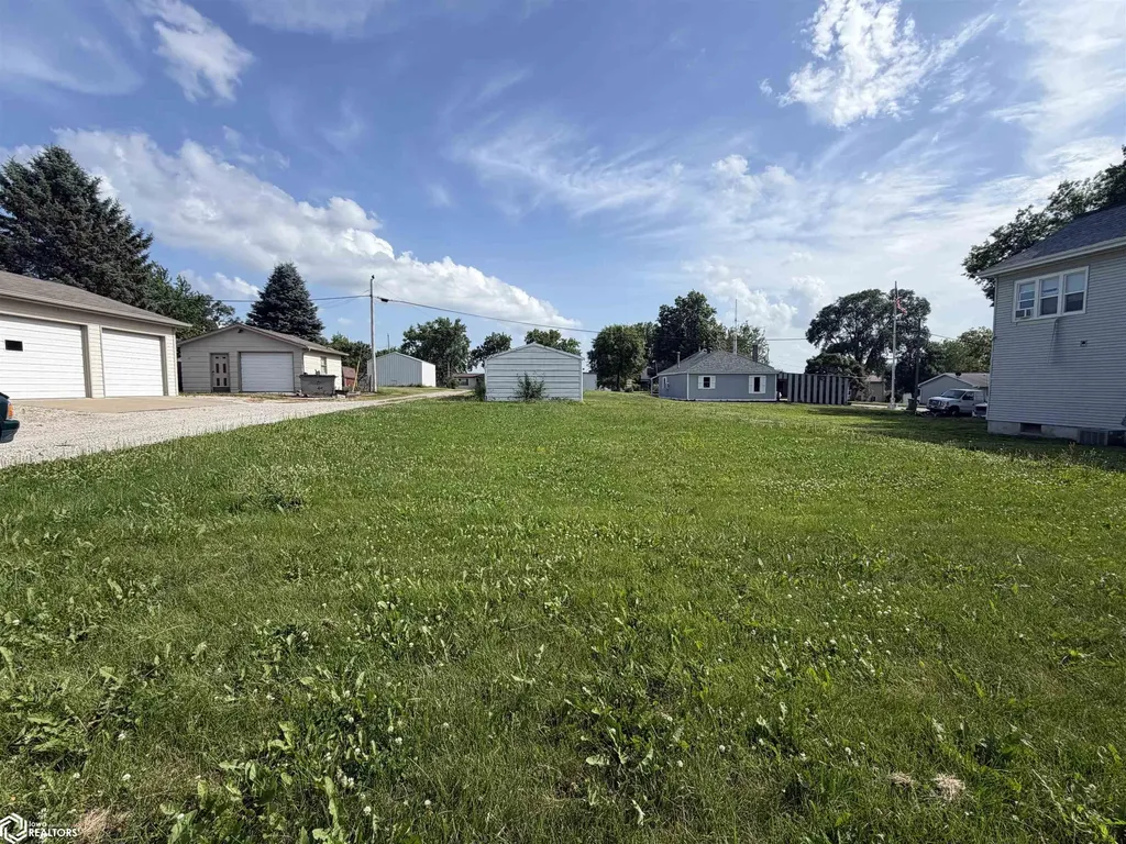 1116 High Avenue W Oskaloosa IA 52577