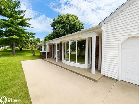 11 Greenbrier Keokuk IA 52632
