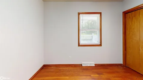 901 N 12th Street Fairfield IA 52556