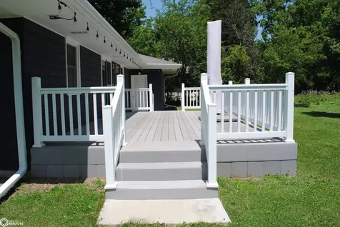 901 N 12th Street Fairfield IA 52556