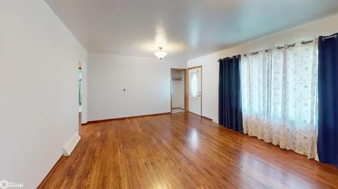 901 N 12th Street Fairfield IA 52556