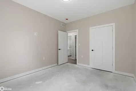 1108 Willow Avenue Burlington IA 52601
