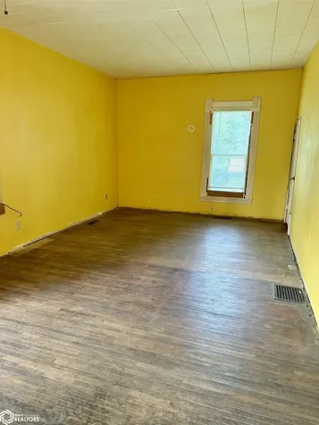 816 Rocksylvania Avenue Iowa Falls IA 50126
