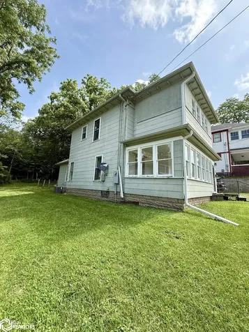816 Rocksylvania Avenue Iowa Falls IA 50126