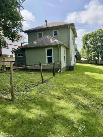 816 Rocksylvania Avenue Iowa Falls IA 50126
