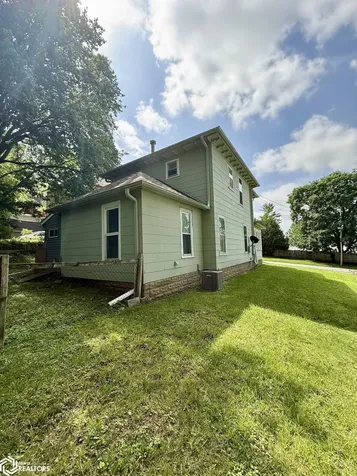 816 Rocksylvania Avenue Iowa Falls IA 50126