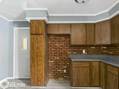217 N Hancock Street Ottumwa IA 52501