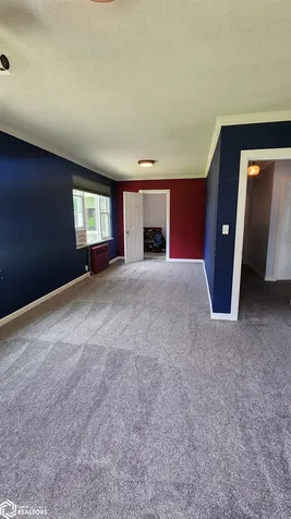 1009 Siegel Street Tama IA 52339
