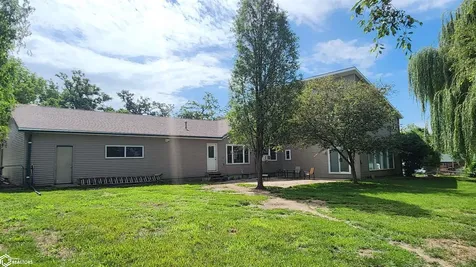 1009 Siegel Street Tama IA 52339