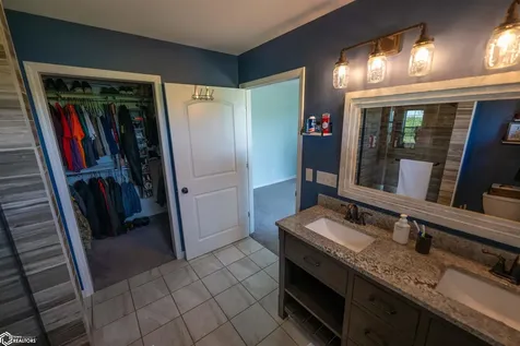 2141 145th Street Fairfield IA 52556