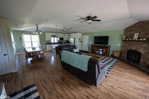 2141 145th Street Fairfield IA 52556