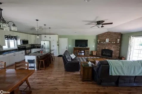 2141 145th Street Fairfield IA 52556