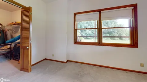 18163 205th Street Keosauqua IA 52565