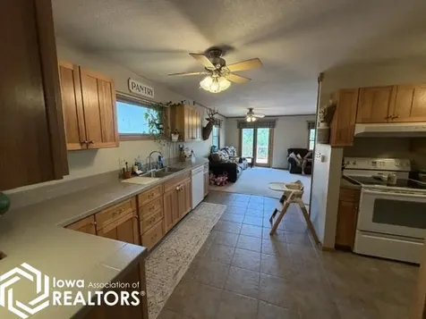 2161 S Lakeshore Drive Brooklyn IA 52211