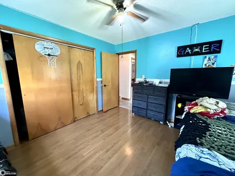 203 E Dallas Street Montezuma IA 50171