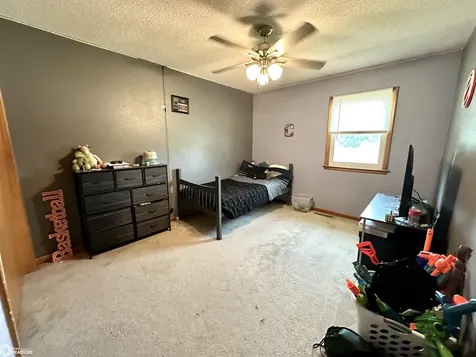 203 E Dallas Street Montezuma IA 50171