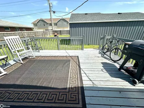 203 E Dallas Street Montezuma IA 50171