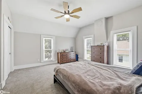 614 Grace Street Gladbrook IA 50635
