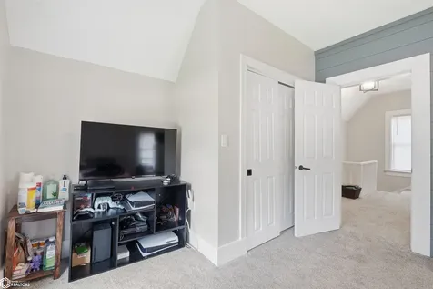 614 Grace Street Gladbrook IA 50635