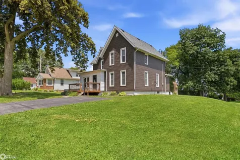 614 Grace Street Gladbrook IA 50635