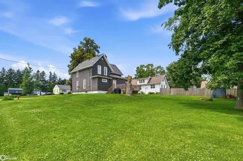 614 Grace Street Gladbrook IA 50635