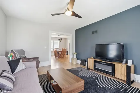 614 Grace Street Gladbrook IA 50635