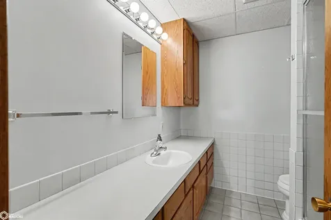 1702 Westwood Drive Marshalltown IA 50158