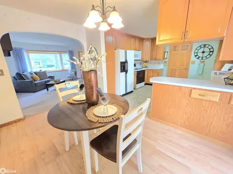 254 Parkridge Drive Mason City IA 50401