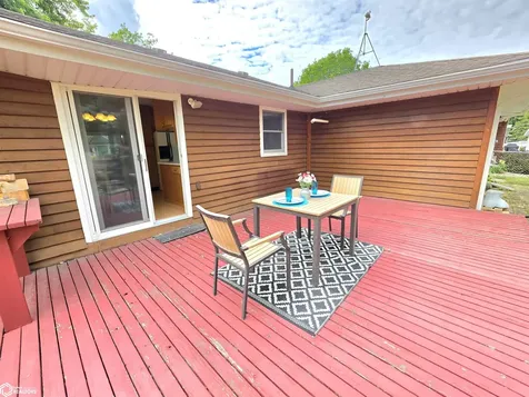 254 Parkridge Drive Mason City IA 50401