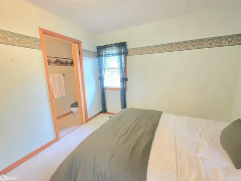 254 Parkridge Drive Mason City IA 50401