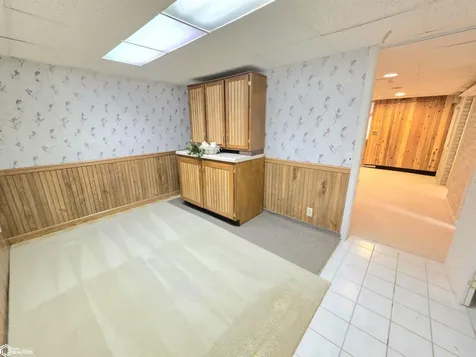 254 Parkridge Drive Mason City IA 50401