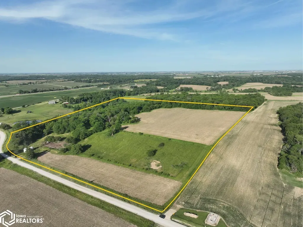 2015 Atalissa Road West Branch IA 52358