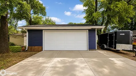 1820 S Coolidge Avenue Mason City IA 50401