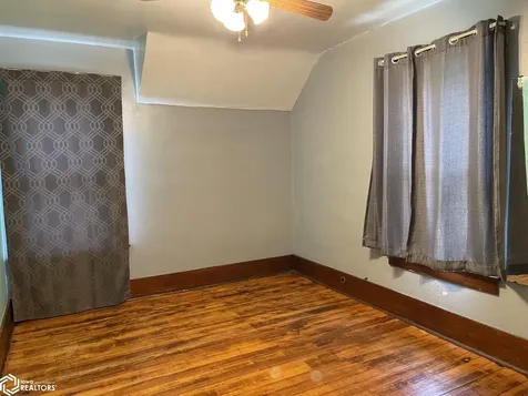 1026 Summer Street Grinnell IA 50112
