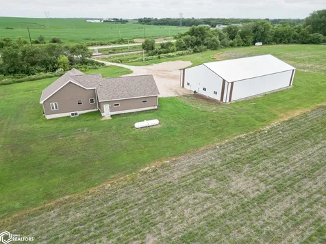2635 Highway 24 New Hampton IA 50659